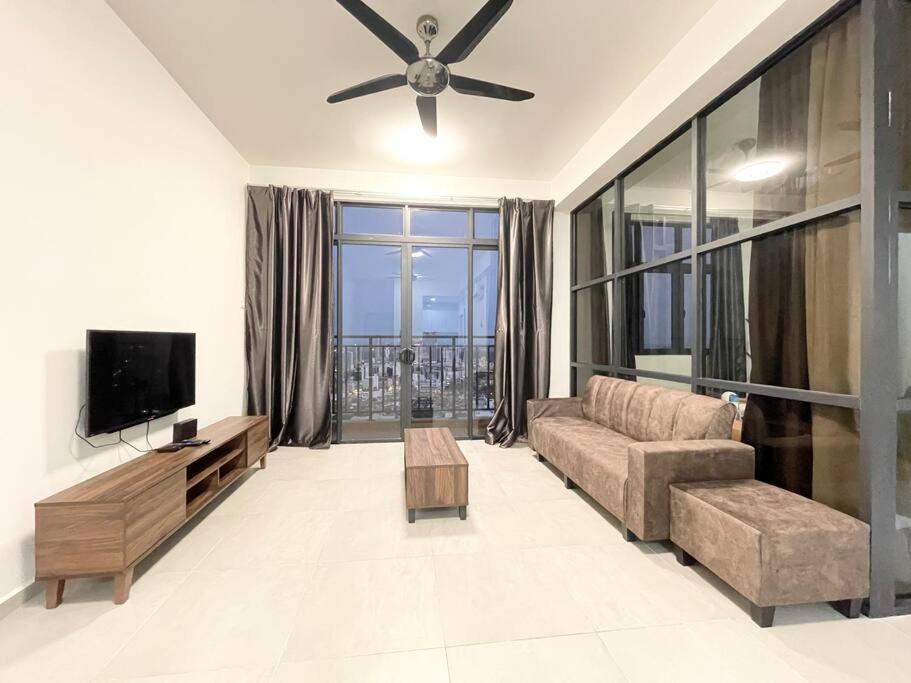 Quartz Near To Jonker Walk With Infinity Pool Cozy 3B2B Apartman Malacca Kültér fotó