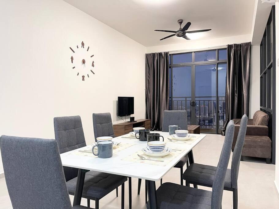 Quartz Near To Jonker Walk With Infinity Pool Cozy 3B2B Apartman Malacca Kültér fotó