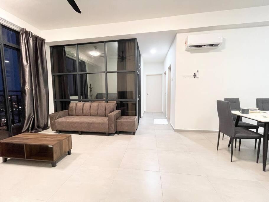 Quartz Near To Jonker Walk With Infinity Pool Cozy 3B2B Apartman Malacca Kültér fotó